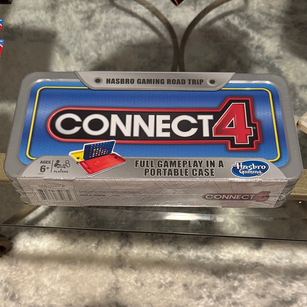 Hasbro Gaming Road Trip Connect 4 Portable Game Tin in Blue and Silver